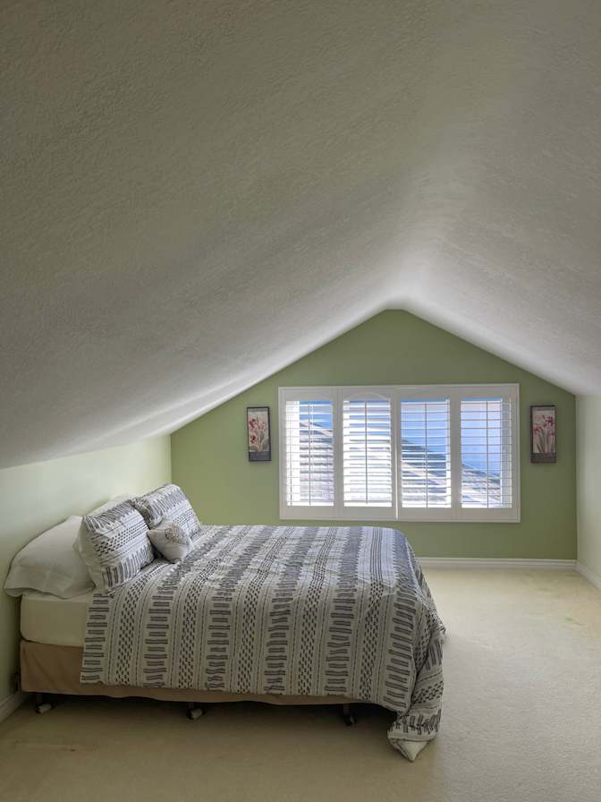 Courtney's room