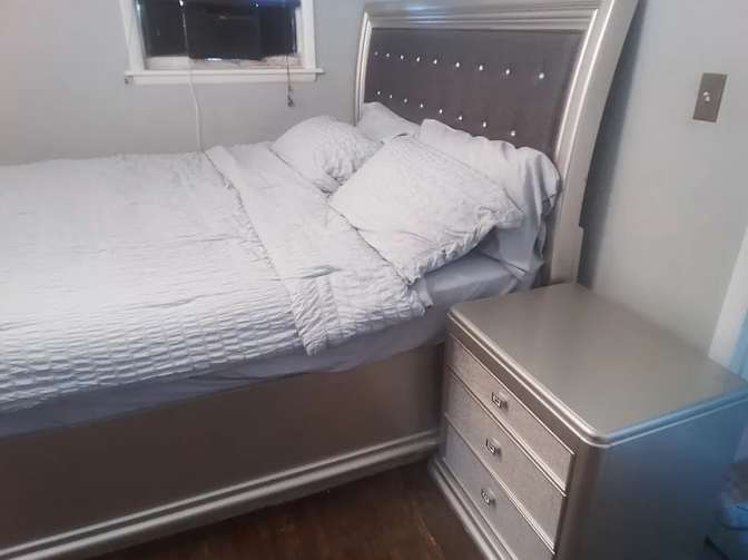 kevin d's room