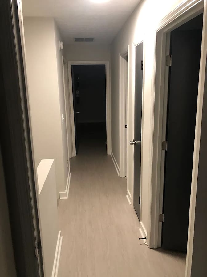 Alcove Rooms's room