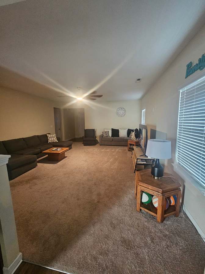 Shandon Batis's room