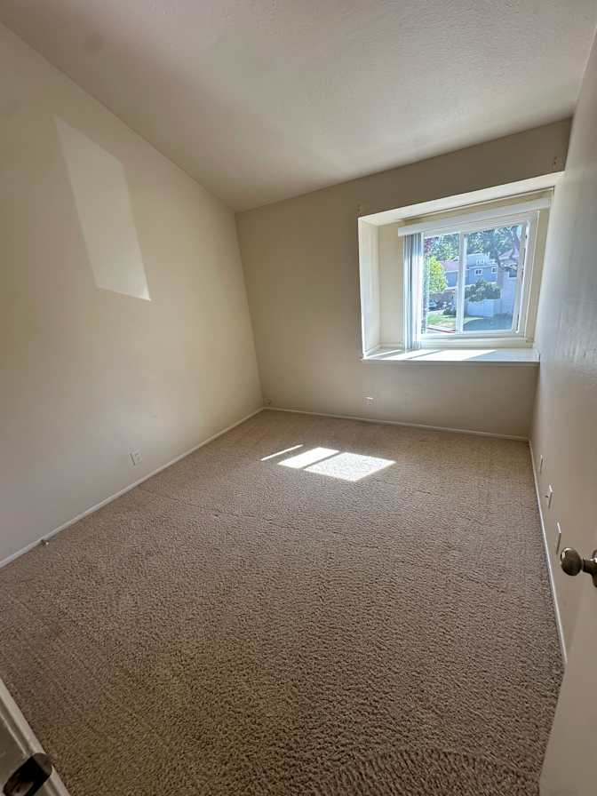 Danny Hernández's room