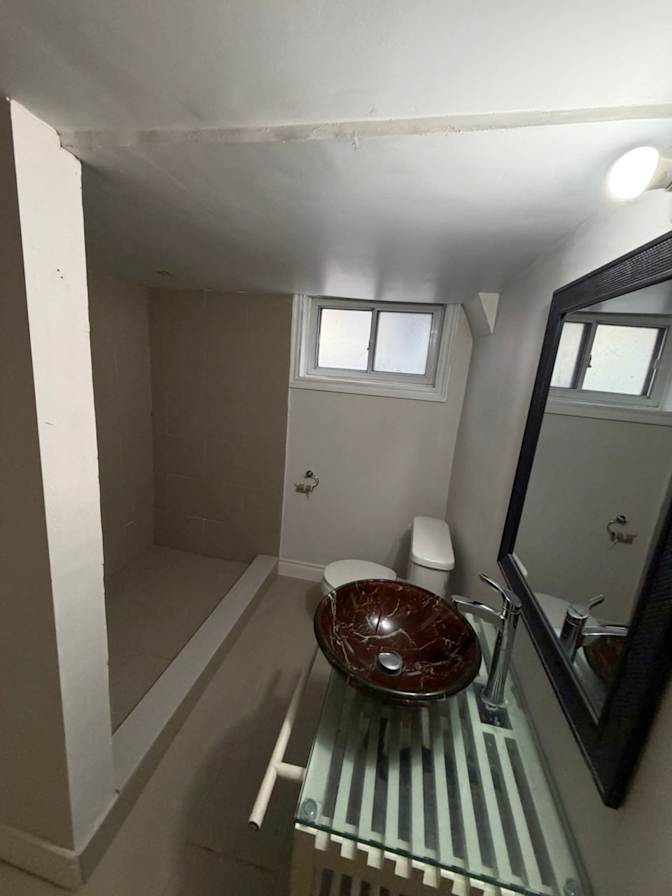 Stanley Hamro's room