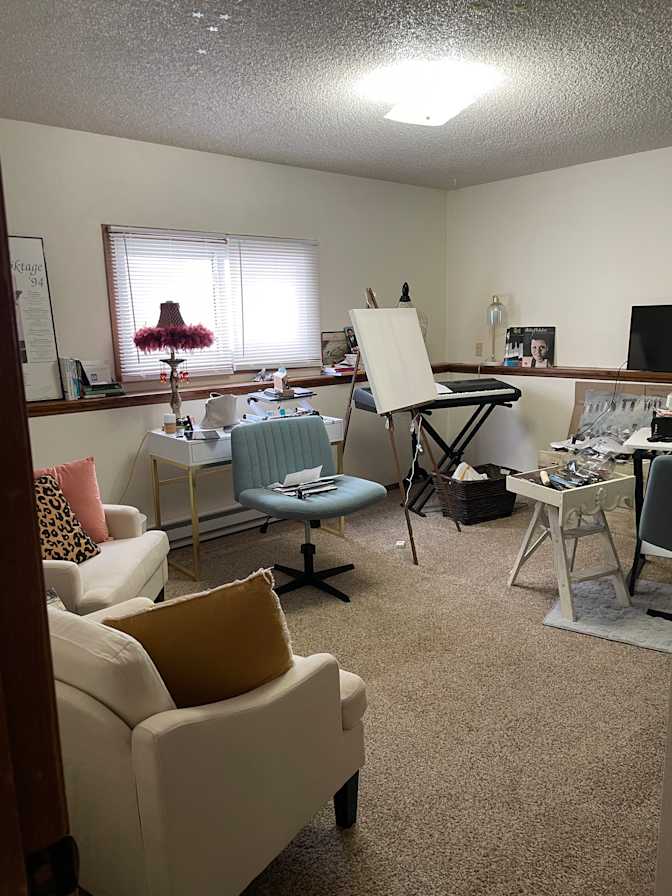 Victoria's room
