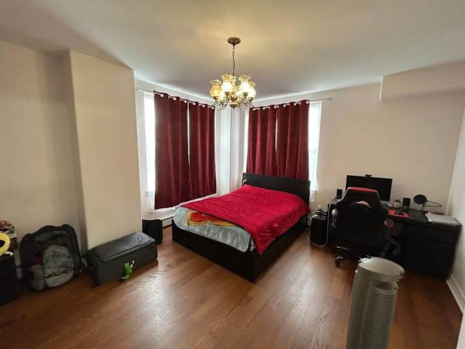 Santhi Varanasi's room