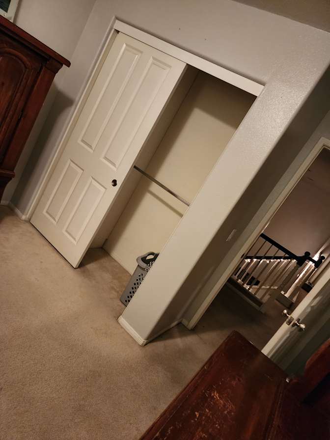 Dahlia's room