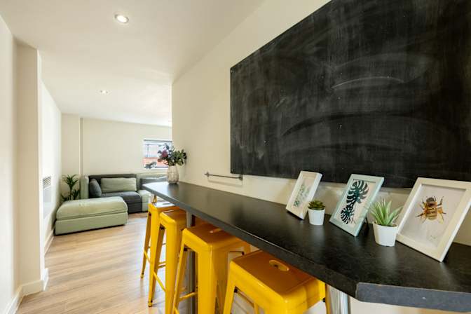 Home Accommodation's room