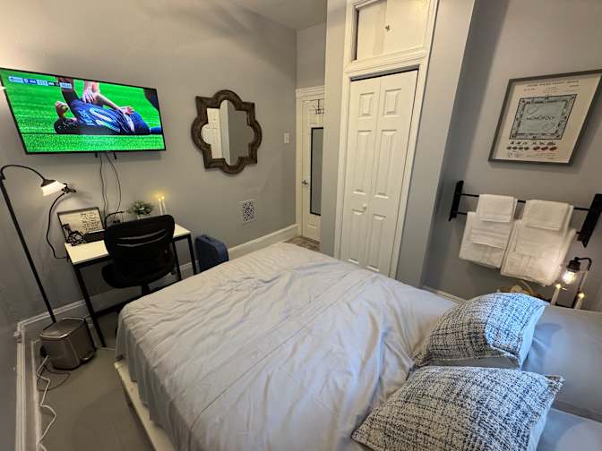 Geo's room