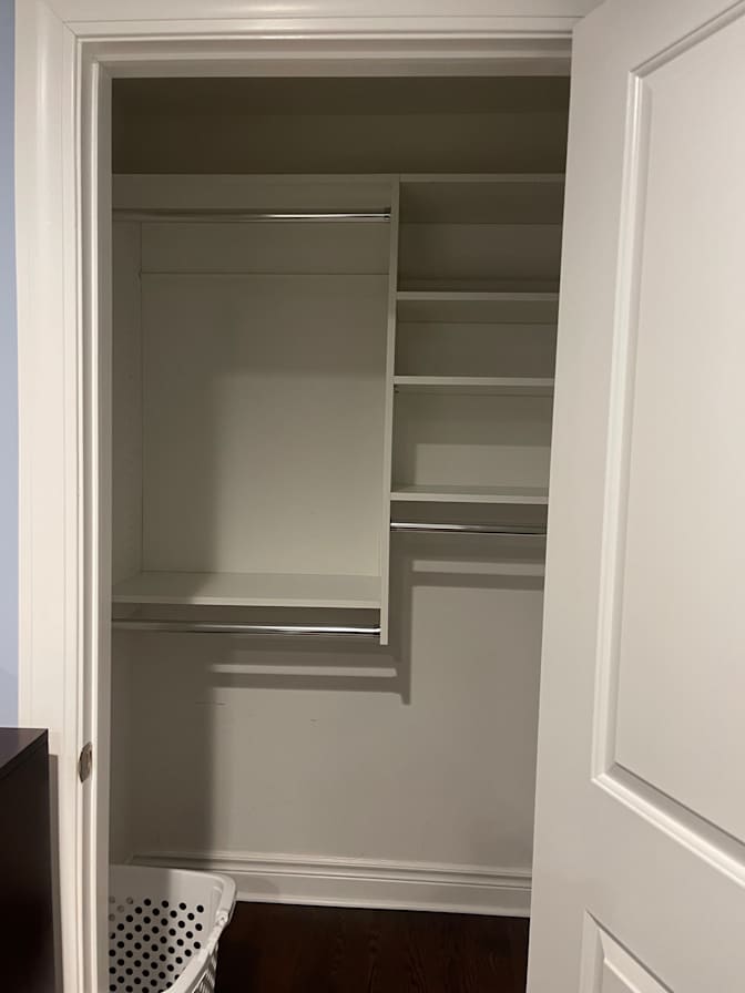 Anna Ngo's room