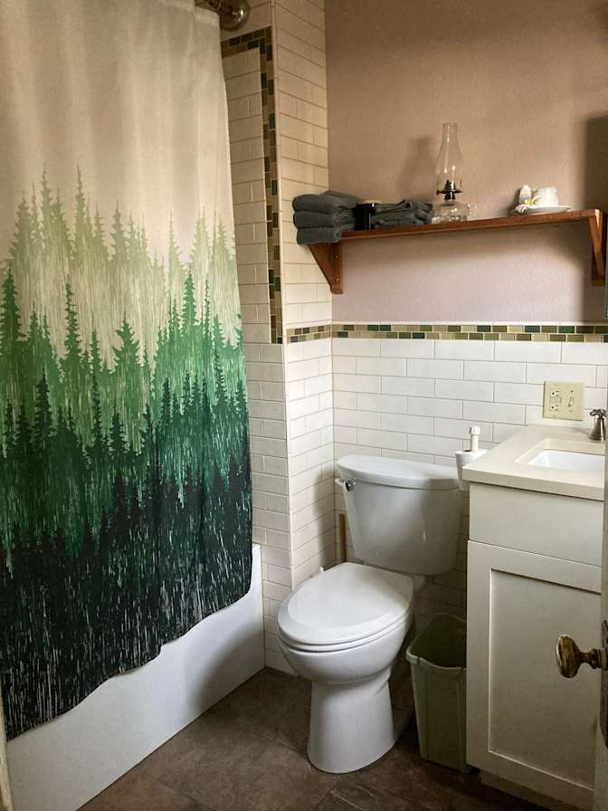 Hoyt's room