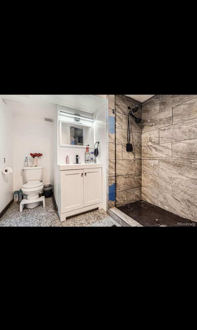 Vicente Vitela's room