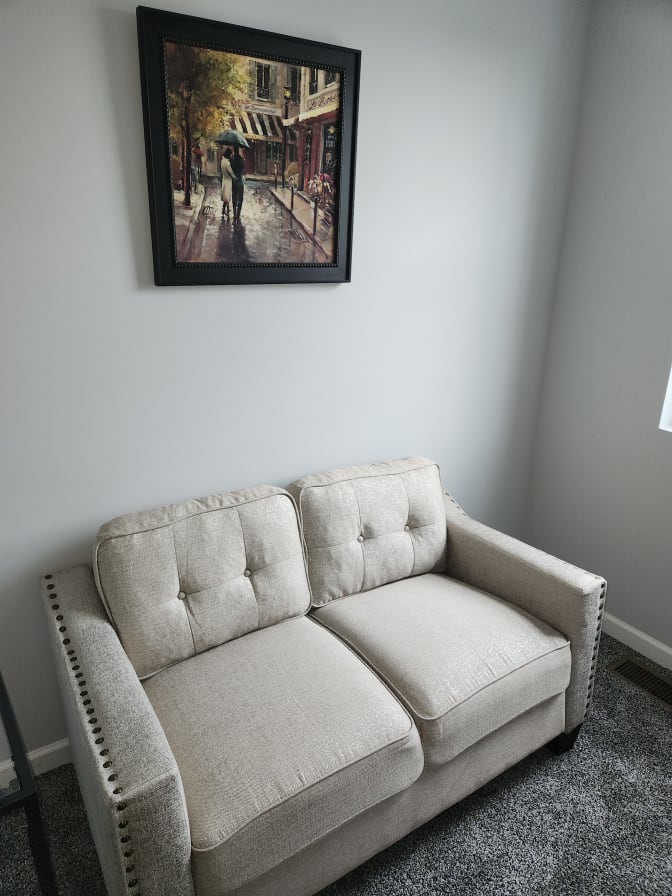 B.'s room