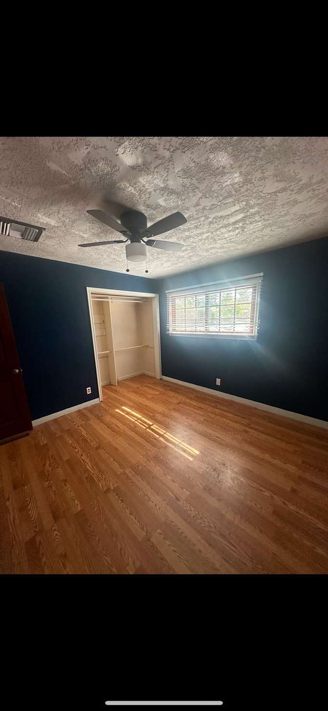Howard's room