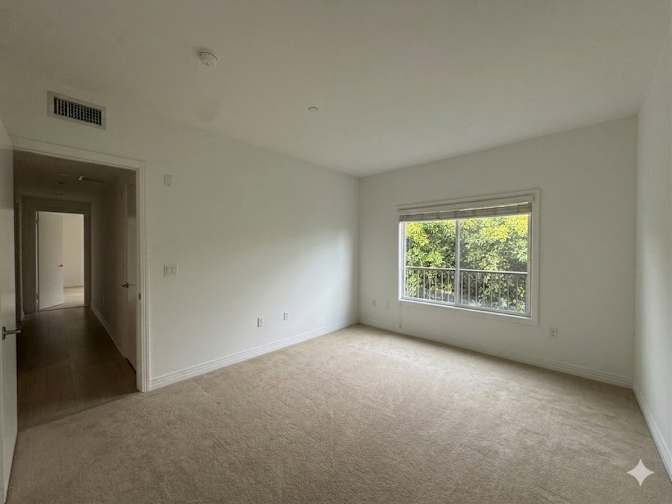 Max's room