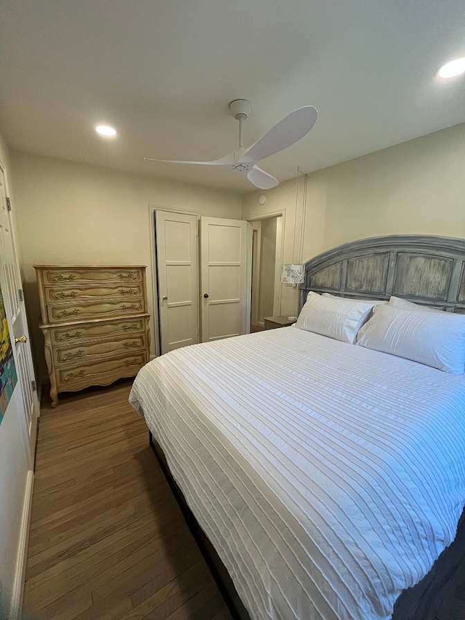 Lori Anna's room