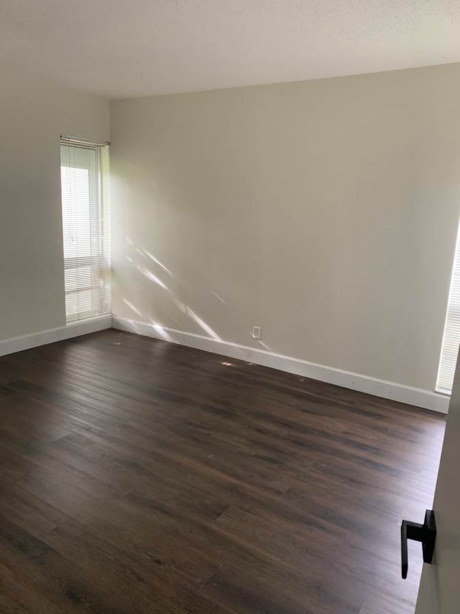 Eighty's room