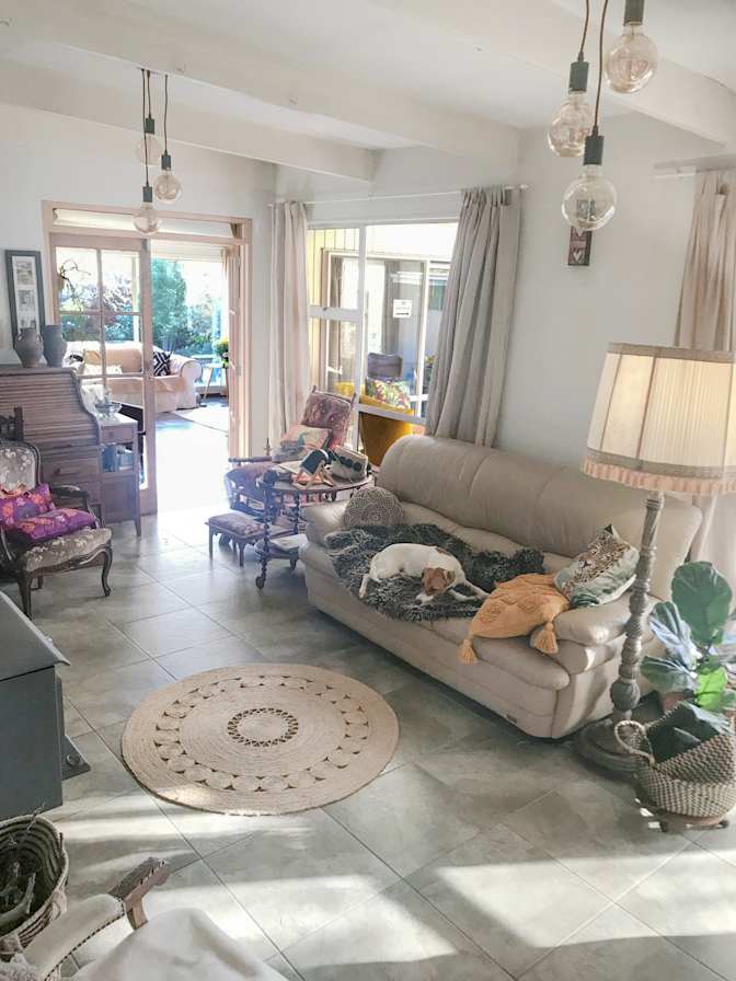 Claudia's room