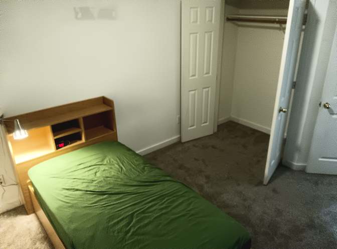 Kenya S's room