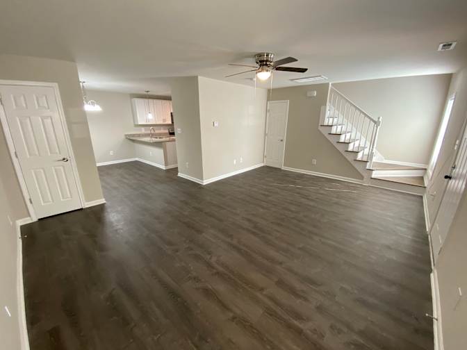 Alcove Rooms's room