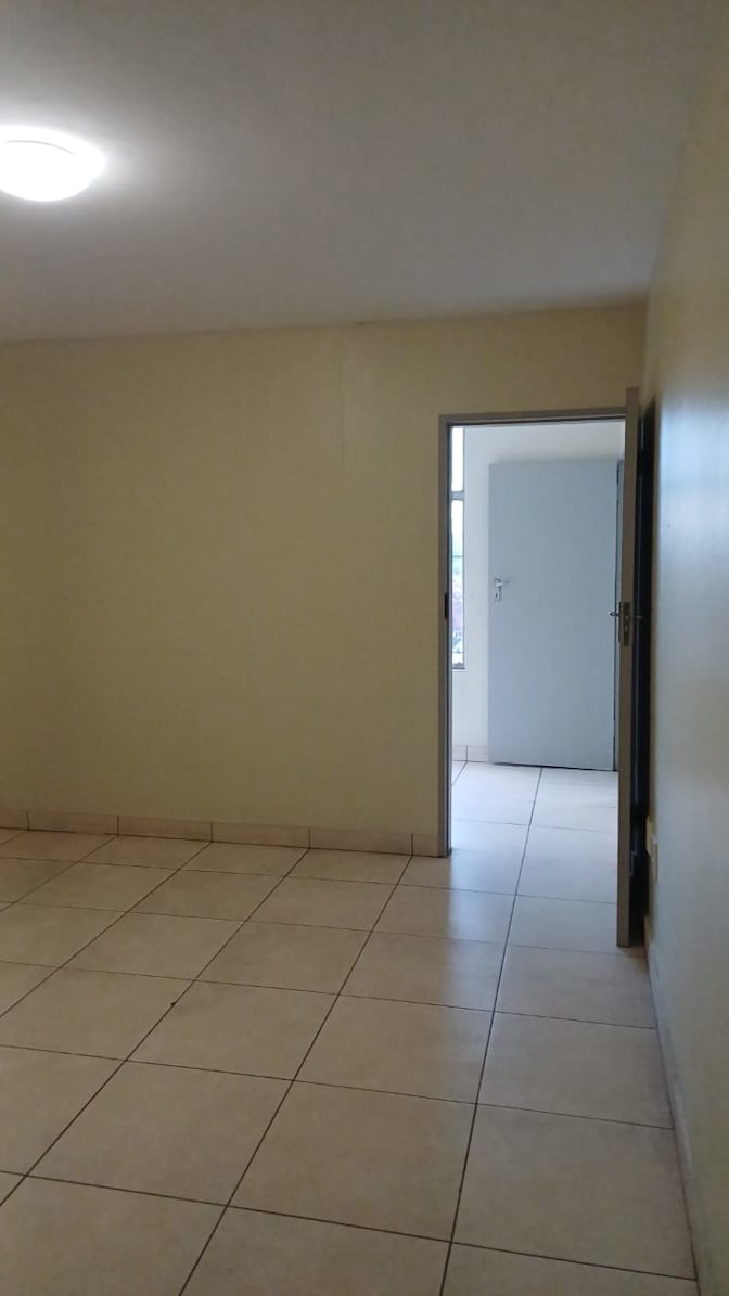 Itumeleng's room