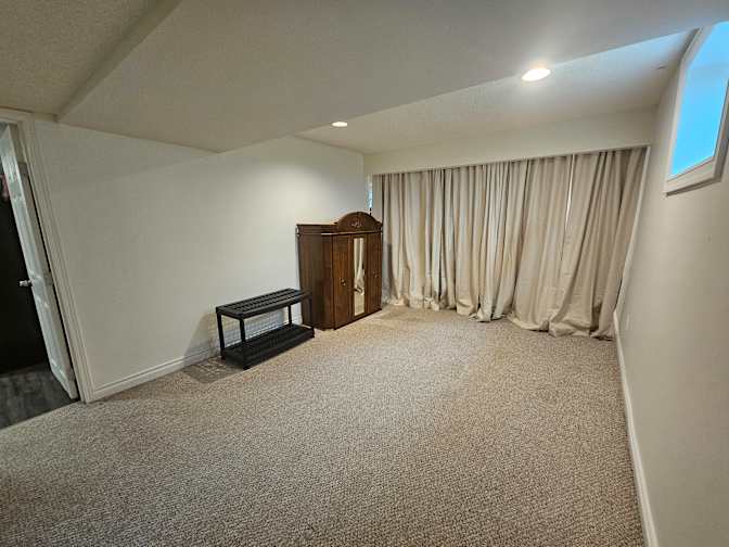 Gladys's room
