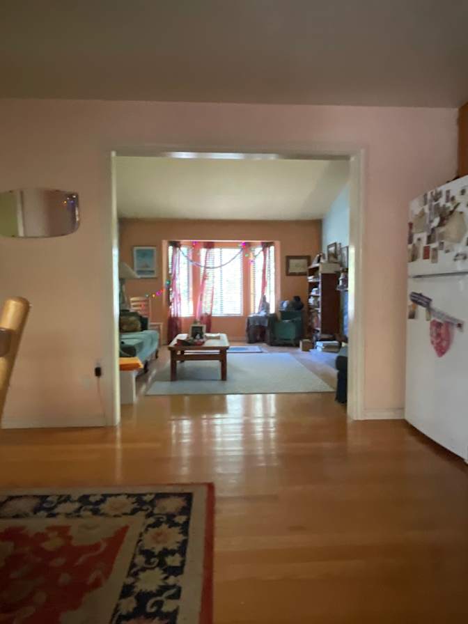 carolyn's room