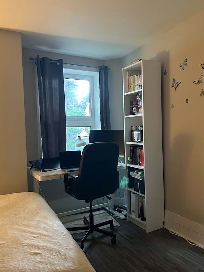 Talia's room