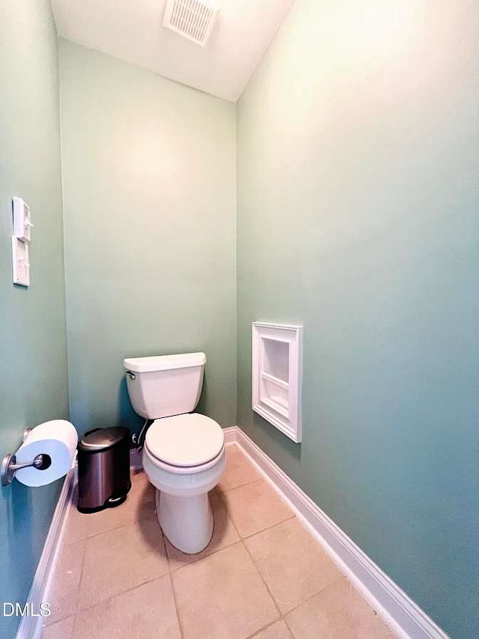 Alcove Rooms's room