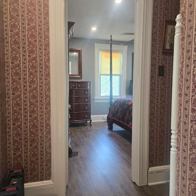 robert a gustafson's room