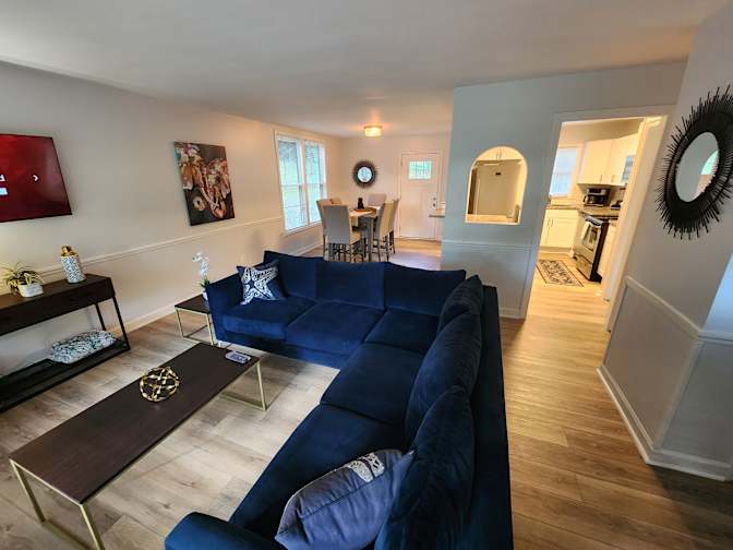 CL&C Property Management and Consulting's room
