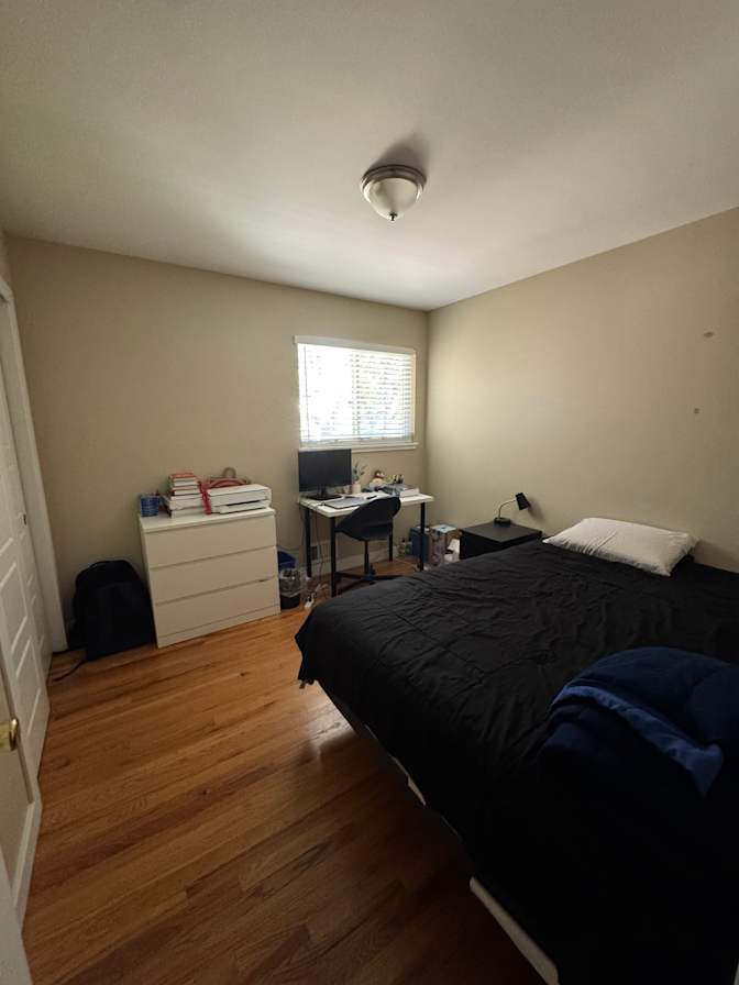 Leo's room