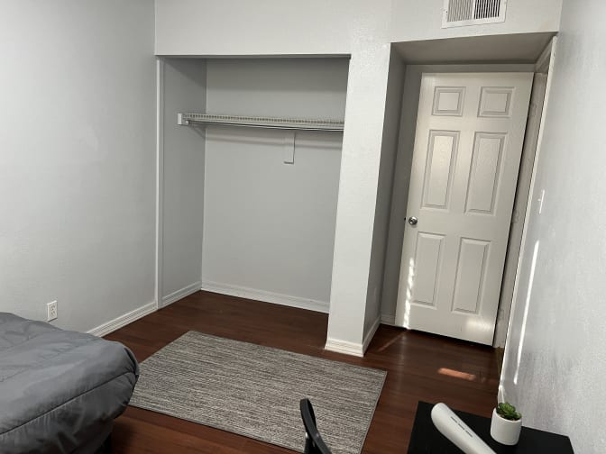Robert Martinez's room