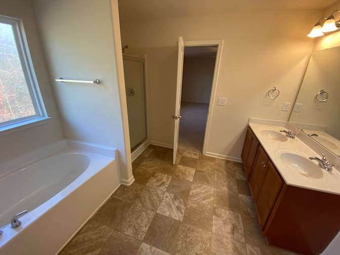 Alcove Rooms's room