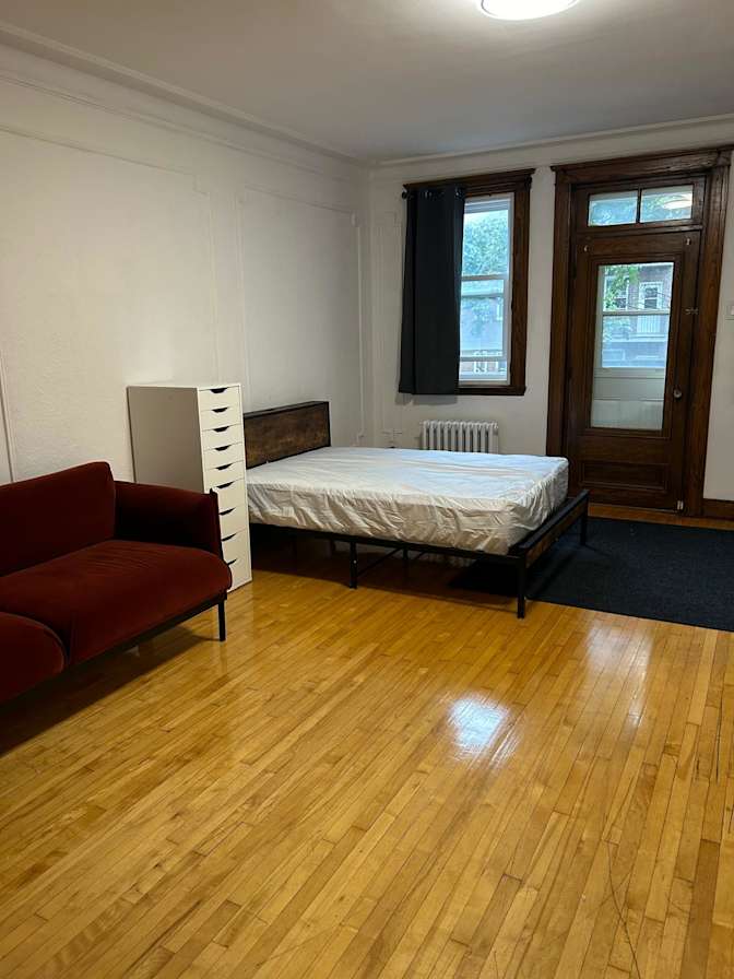 Carole's room