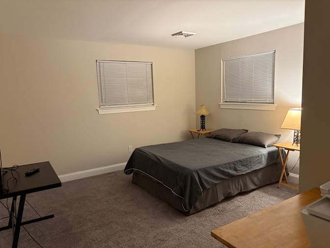 Rickand Rhodes's room