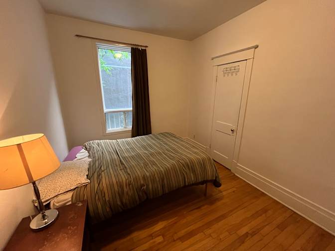 Louis's room