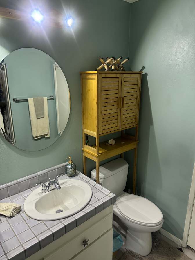 shelly's room