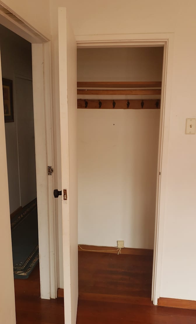 Bob's room