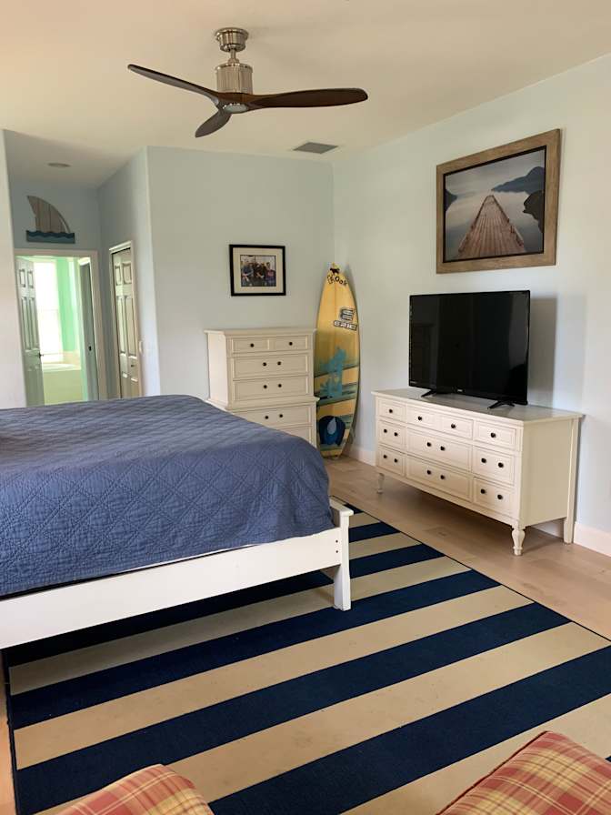 PAUL's room