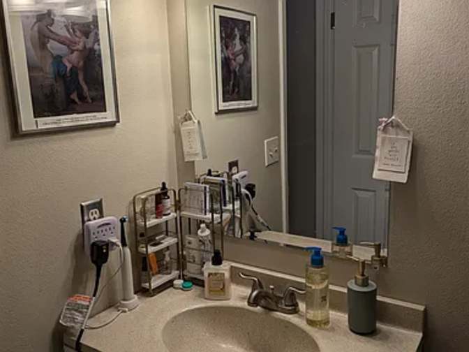 Kent's room