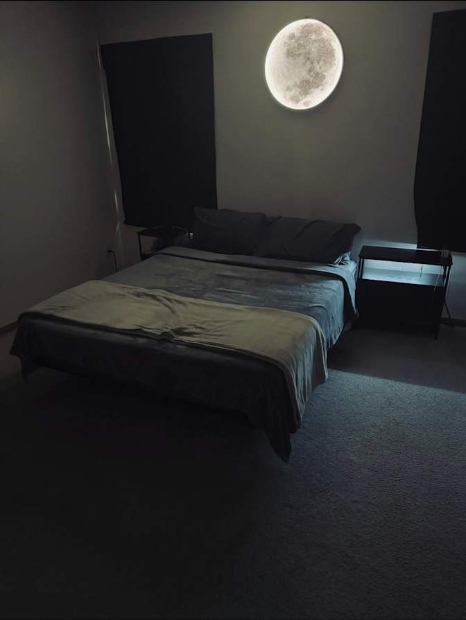 Vine's room