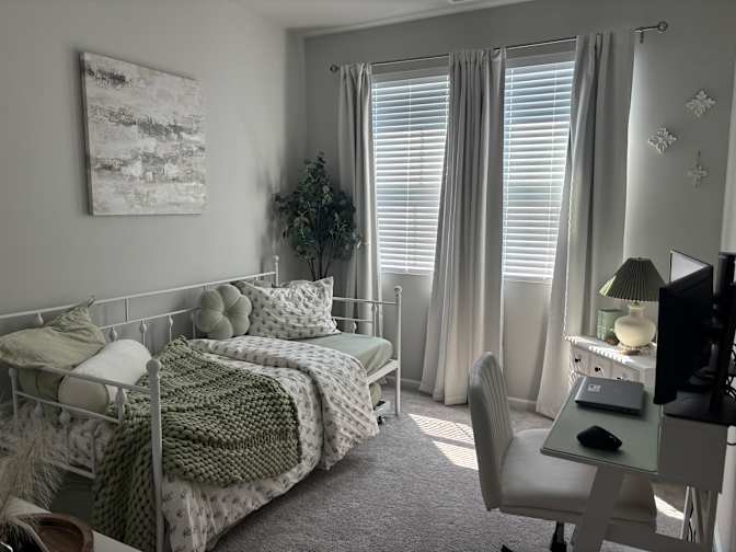 Savana's room