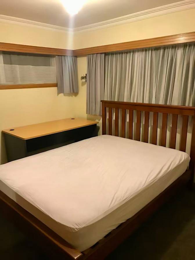 paul's room