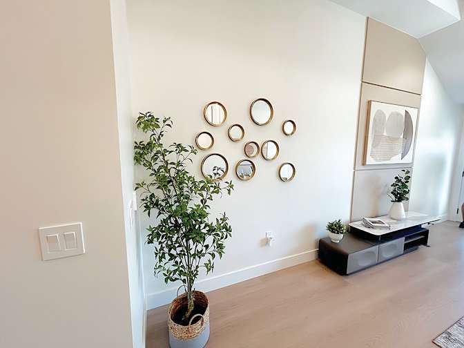 Hamid Reza's room