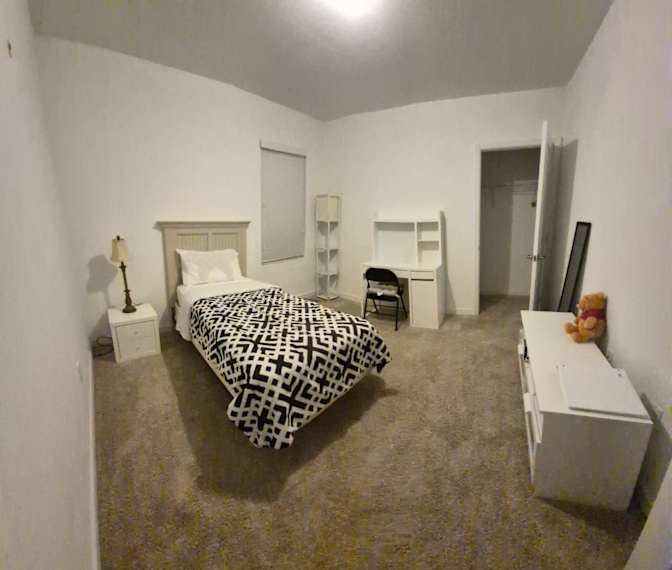 PadSplit's room