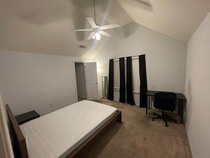 Faran's room