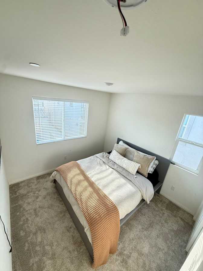 Jose Lopez's room