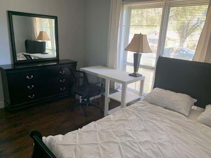 Nico's room