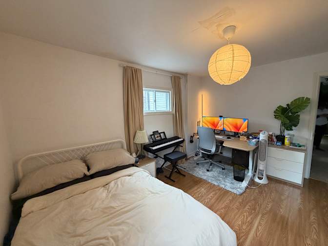 Dani's room