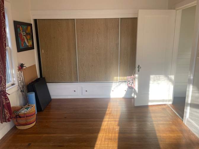 Lisa's room