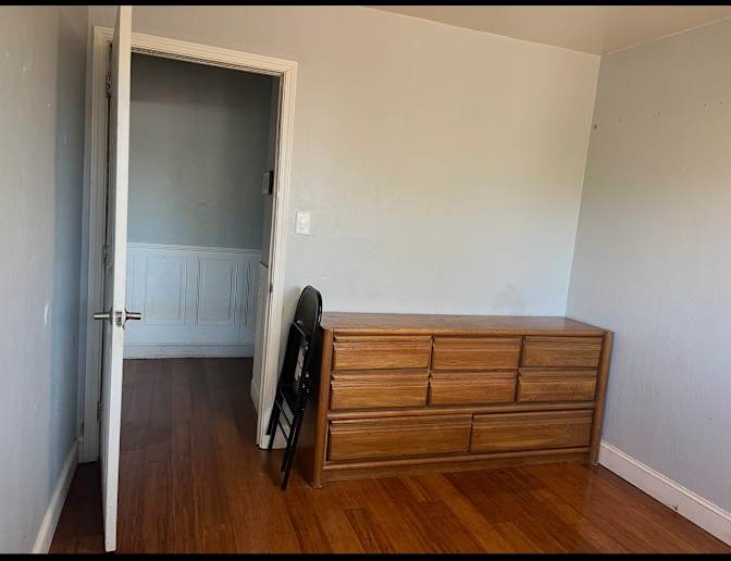 KyrieAnna's room